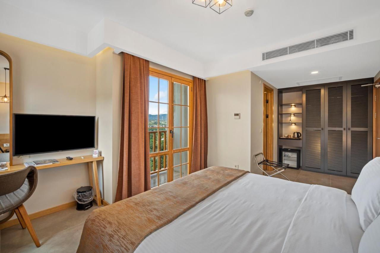Zeyt Inn Hotel ดัตชา ภายนอก รูปภาพ